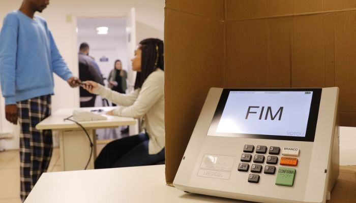 Padronização de horário de votação não afetará eleitores no exterior